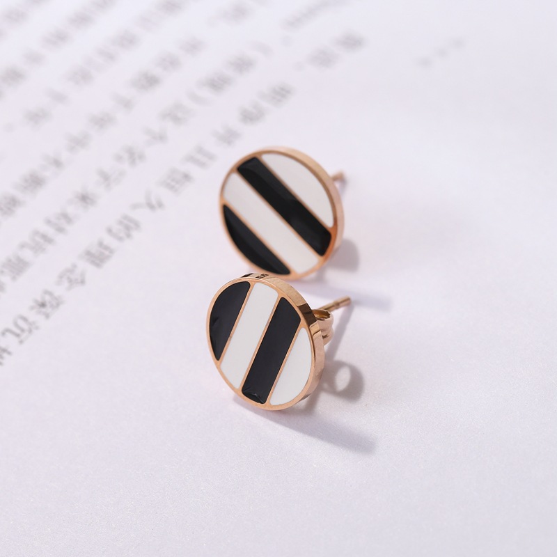 Titanium Steel Ear Studs Women's Simple Tassel - 图片 4